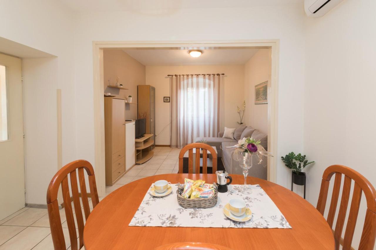 Apartment Tina Zadar Exterior photo